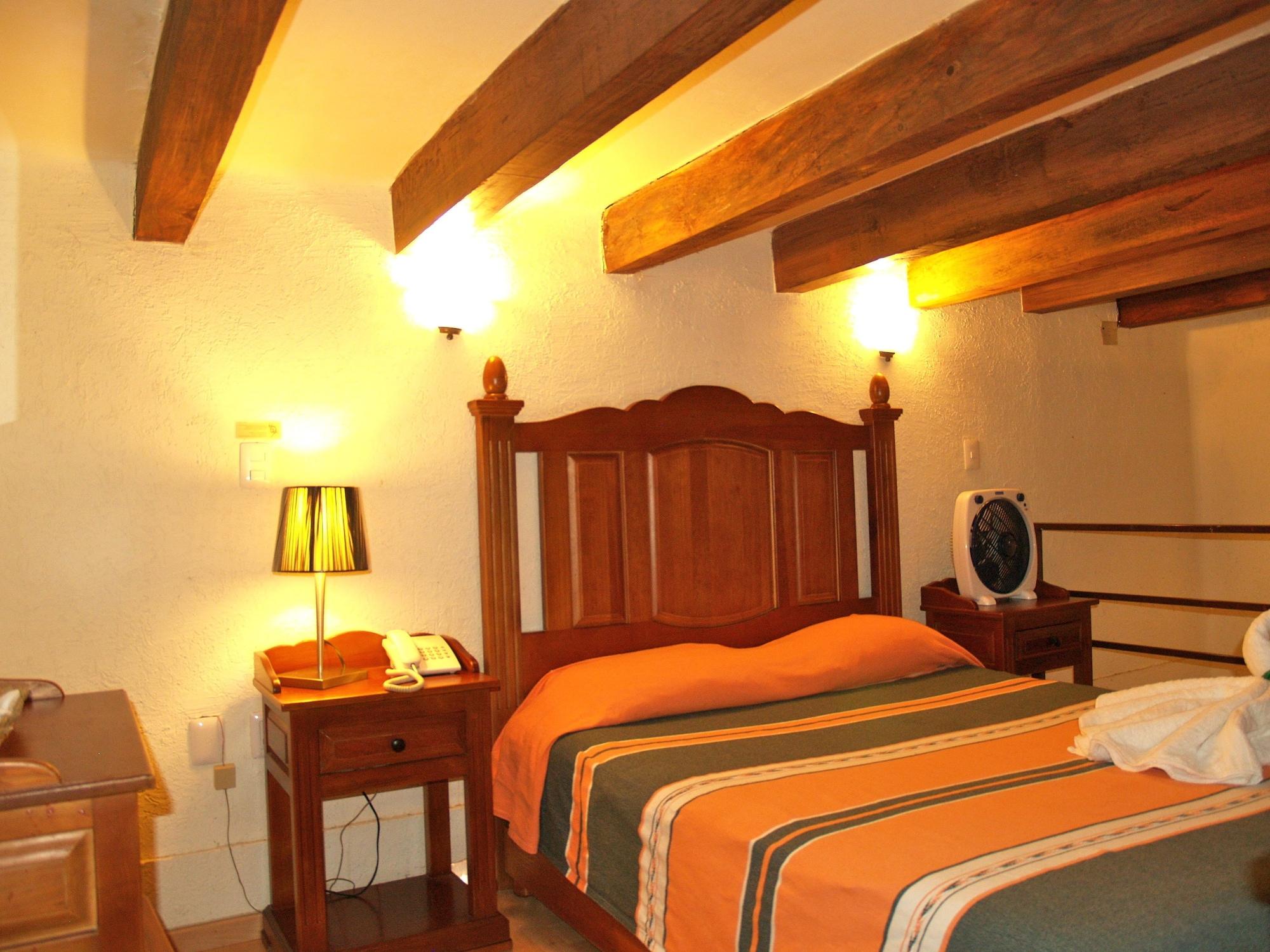 Hotel Refugio Agustino Morelia Esterno foto