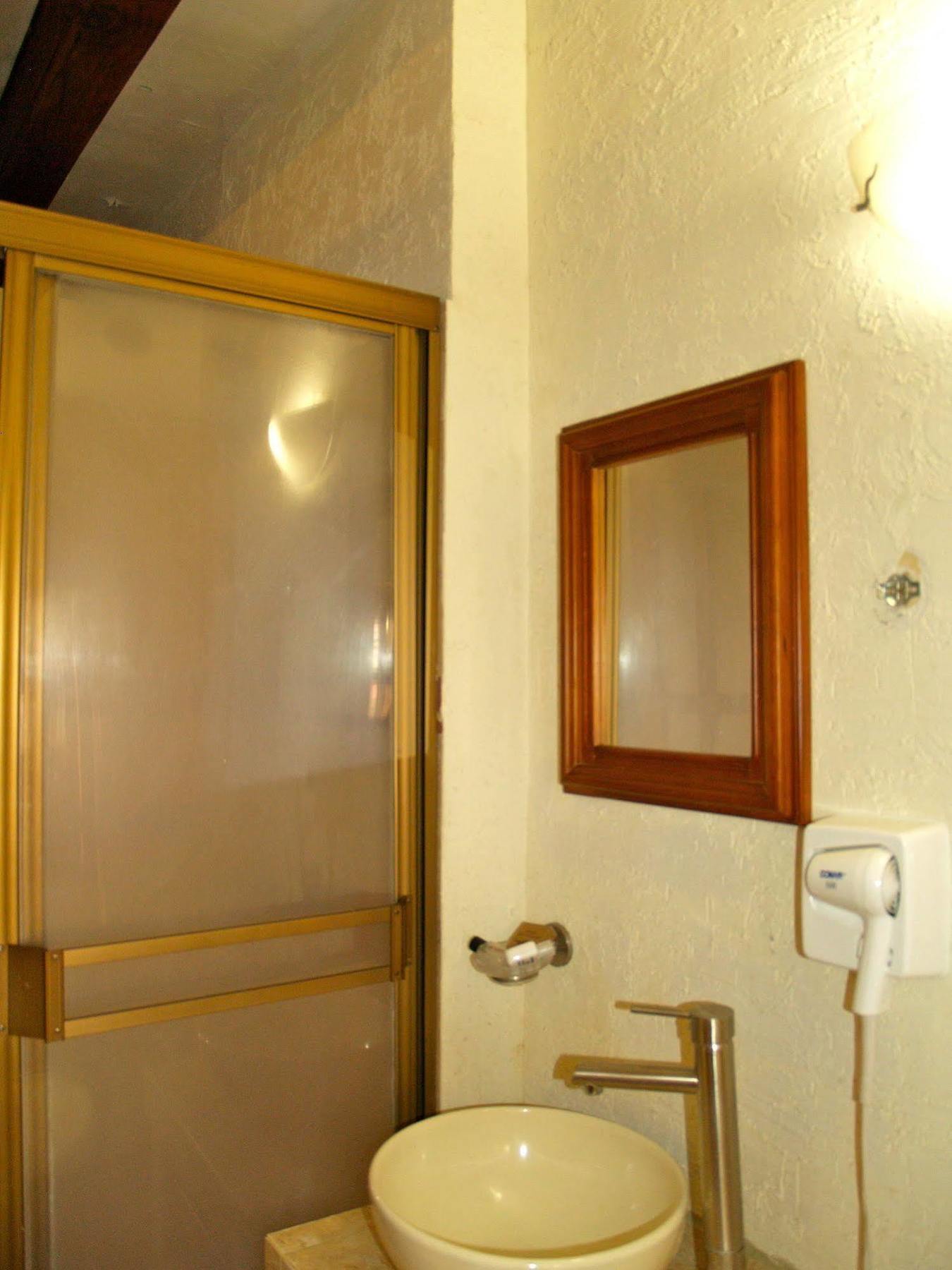 Hotel Refugio Agustino Morelia Esterno foto
